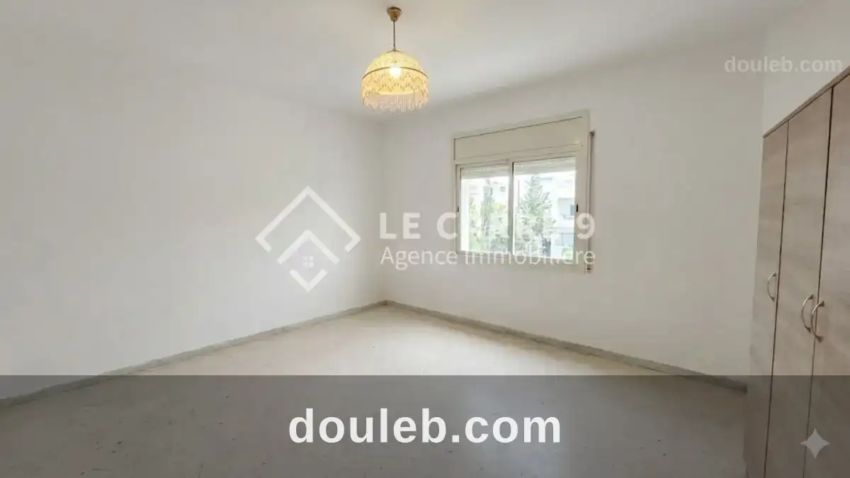 Appartement s3 vide à ain zaghouan - Miniature 4