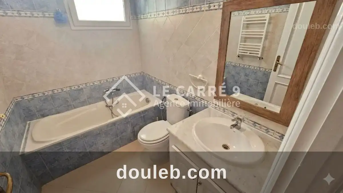 Appartement s3 vide à ain zaghouan - Miniature 5