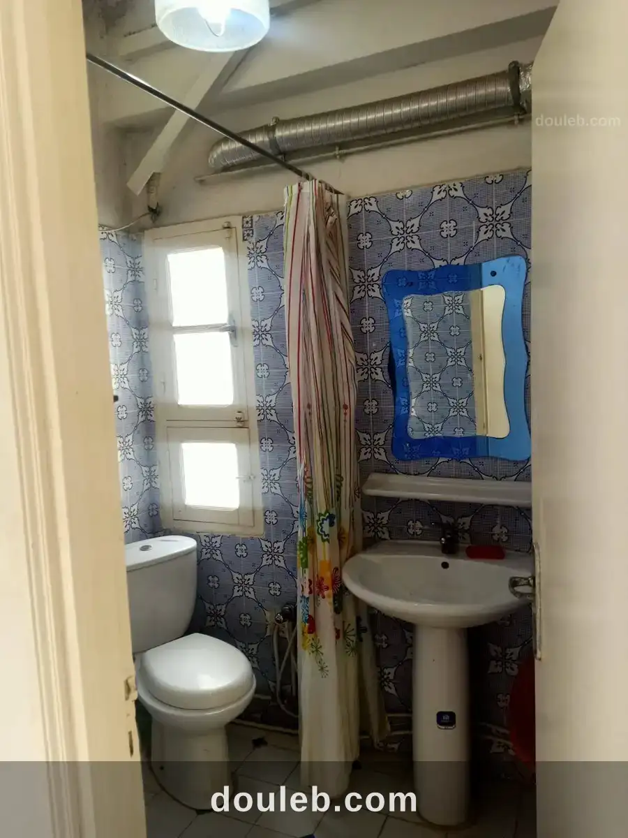 Jolie studio s0 dans une résidence sécurisée - Miniature 3