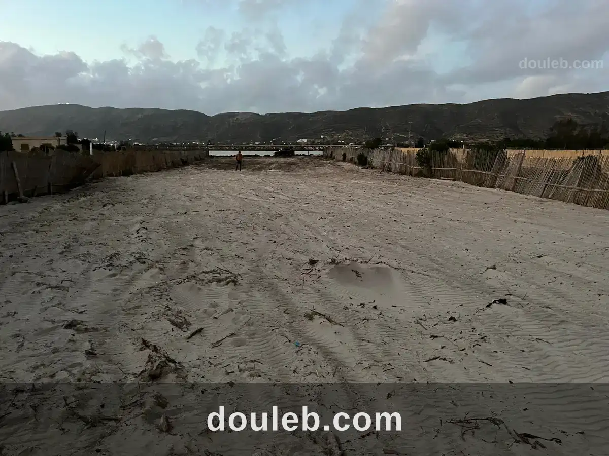 Terrain exceptionnel plage privee - Miniature 3