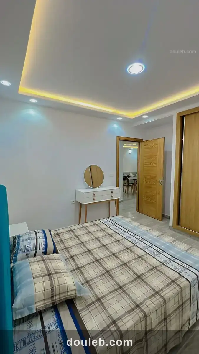 Luxueux appartement meublé pieds dans l'eau - Miniature 4