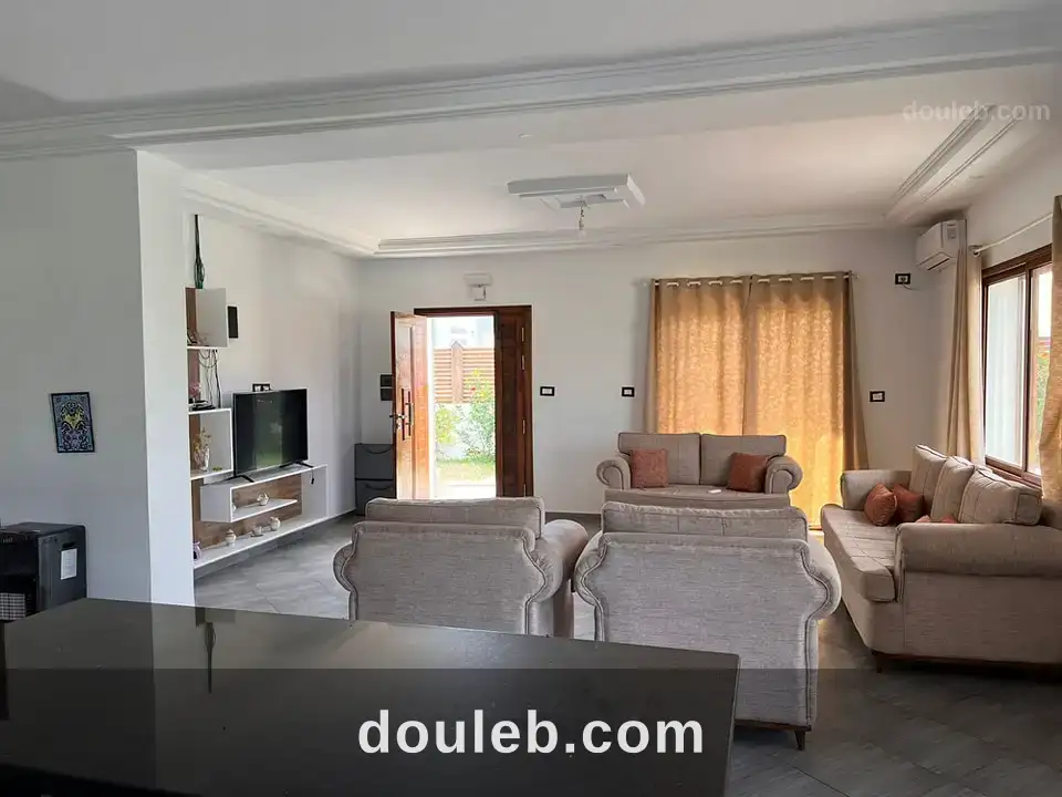 Villa avec piscine et abri à kélibia - Miniature 5