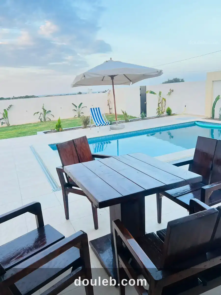 Luxueuse villa avec piscine a plage kelibia - Miniature 2