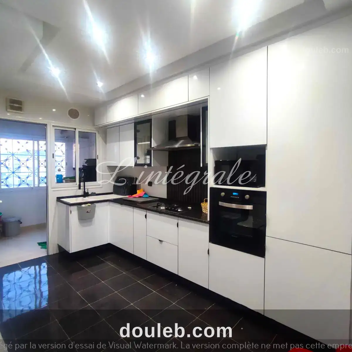 Superbe appartement s3 haut standing - Miniature 2