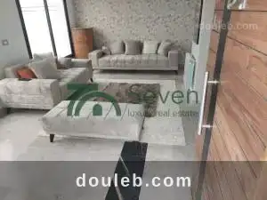 Une villa meuble en s3 plain pied avec piscine - Miniature 3