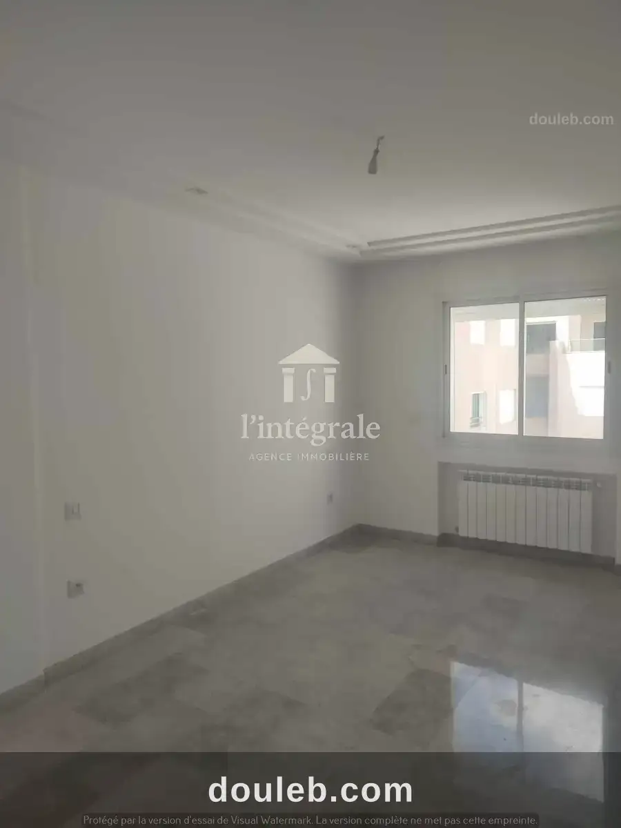 S1 vide haut standing avec place parking - Miniature 4