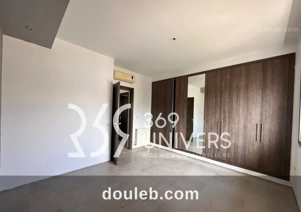 Duplex avec terrasse à la marsa ref rd075 - Miniature 2