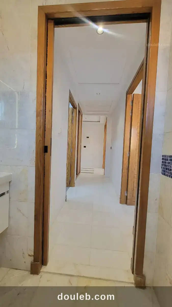 S1 à la résidence onyx la soukra - Miniature 3