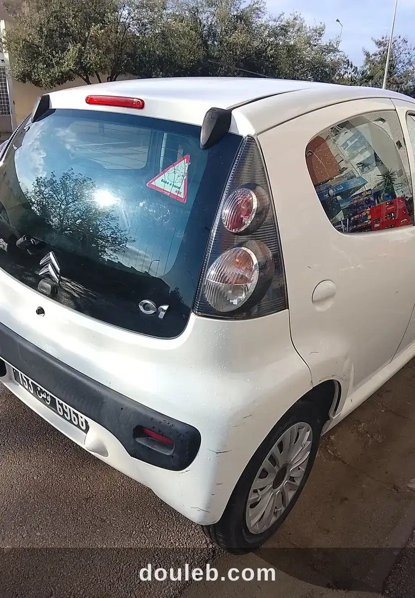 Citroen c1 en bon etat - Miniature 4