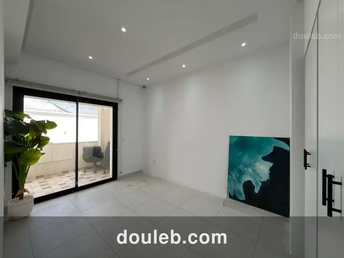 Bureau 2 open space et 3 pièces à l'ariana - Miniature 3