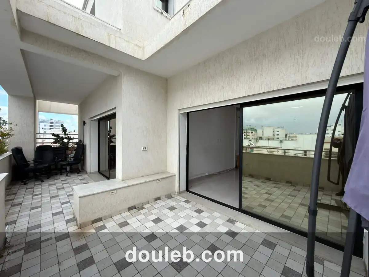 Bureau 2 open space et 3 pièces à l'ariana - Miniature 5