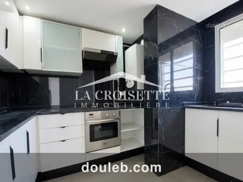 Duplex s3 avec vue sur mer à la marsa - Miniature 3