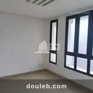 Bureau s2 de 74m2 borj louzir ariana - Miniature 4