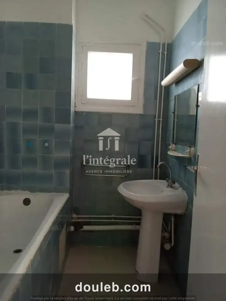 S2 au 1er éage menzah7 - Miniature 5