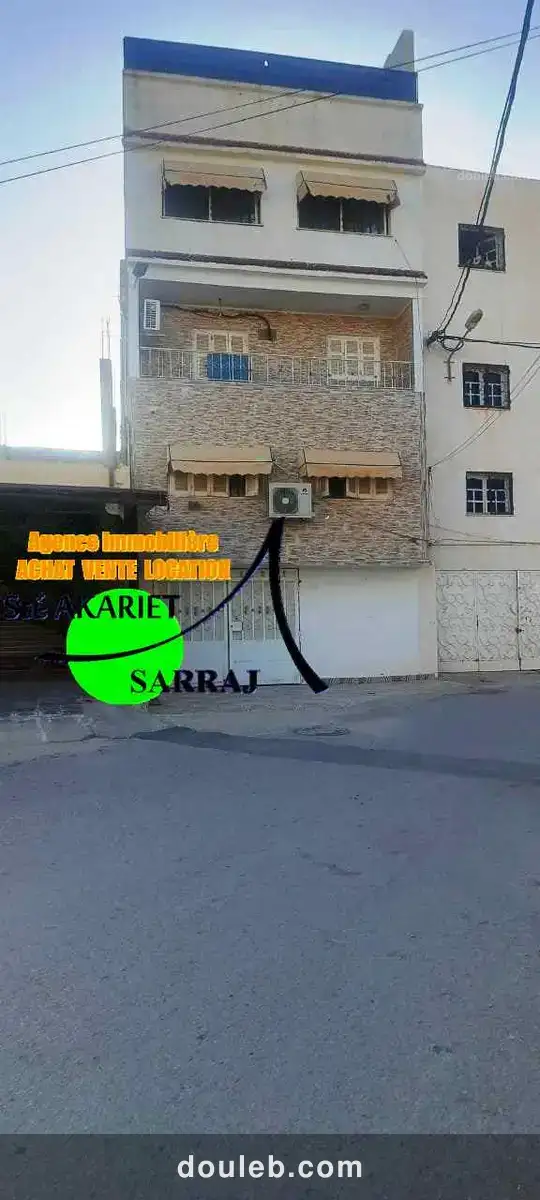 Petite maison style triplex 168m à oued ghnim - Photo 1