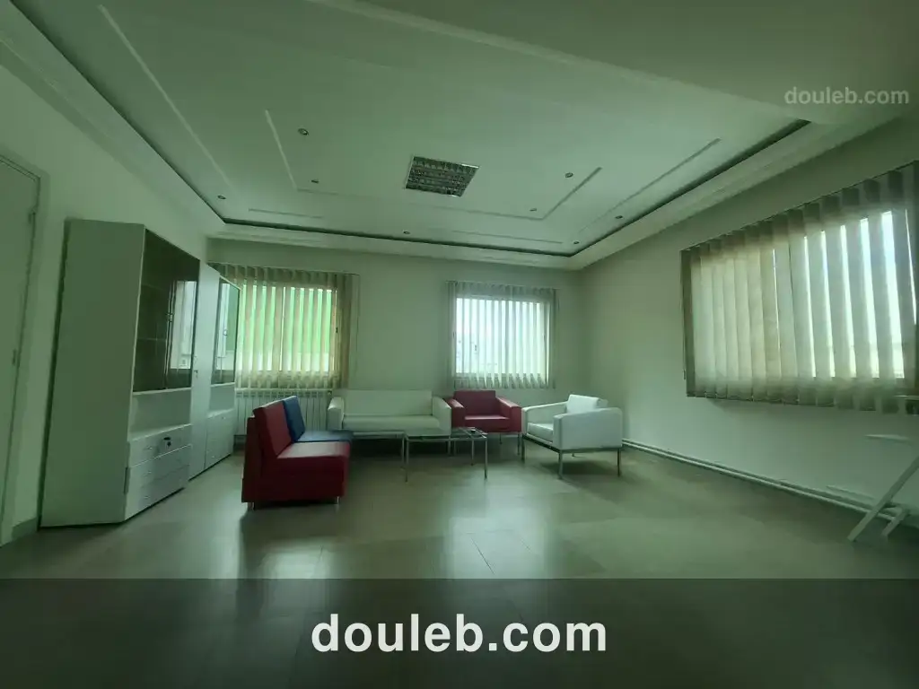 Bureau meublé 5p zi mghira - Photo 1