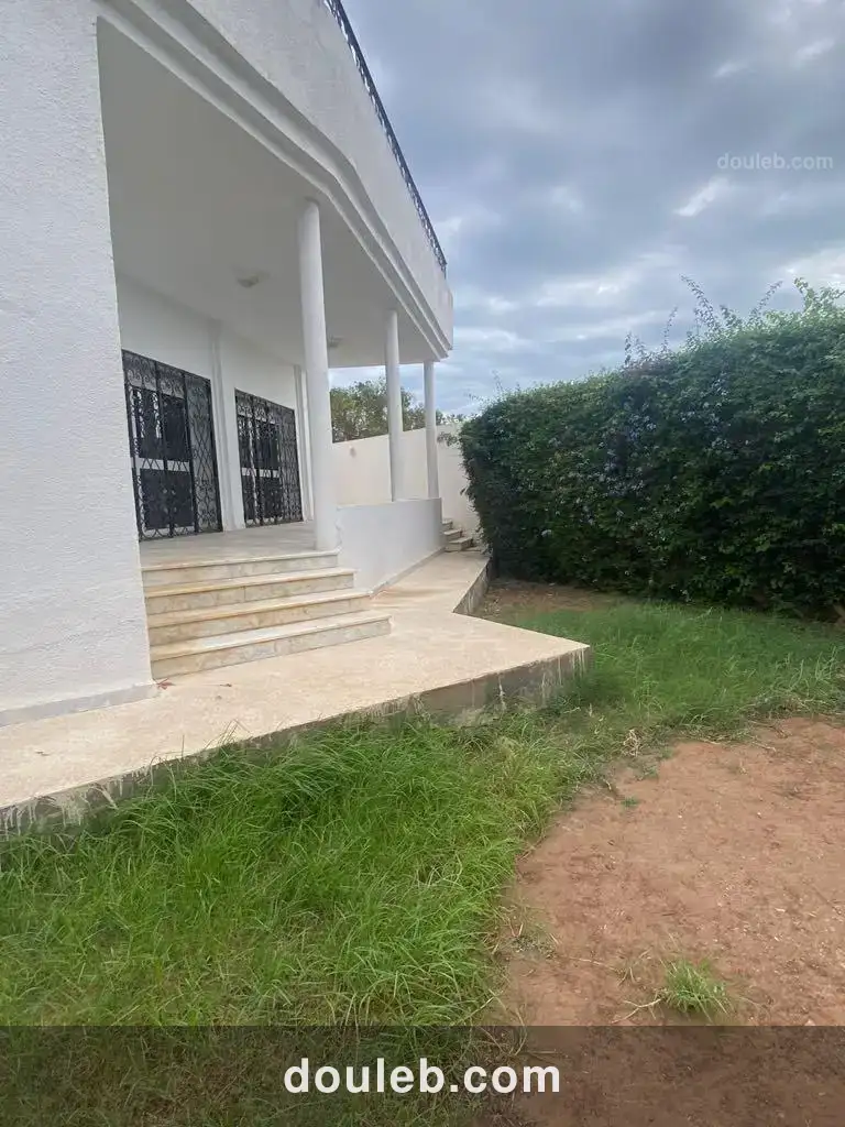 Villa s4 avec jardin à gammarth - Miniature 5