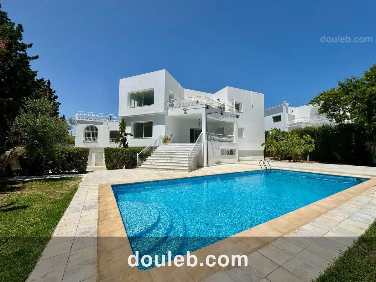 Villa haut standing avec piscine à gammarth - Photo 1