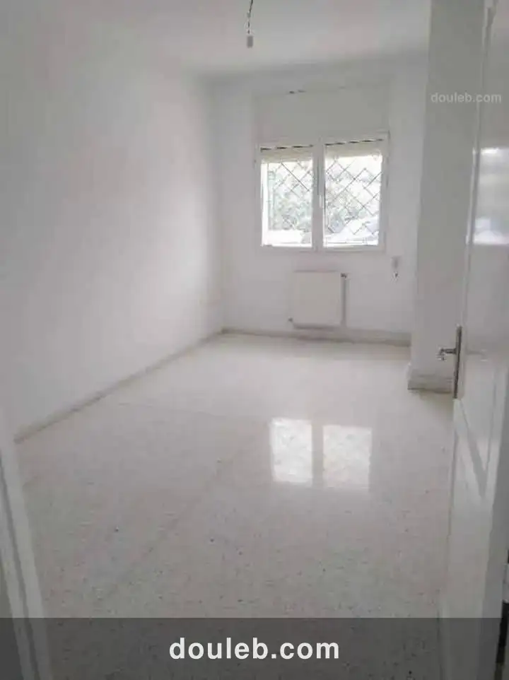 Rdv d'une villa s 3 jardin d'el manzeh 2 - Miniature 4