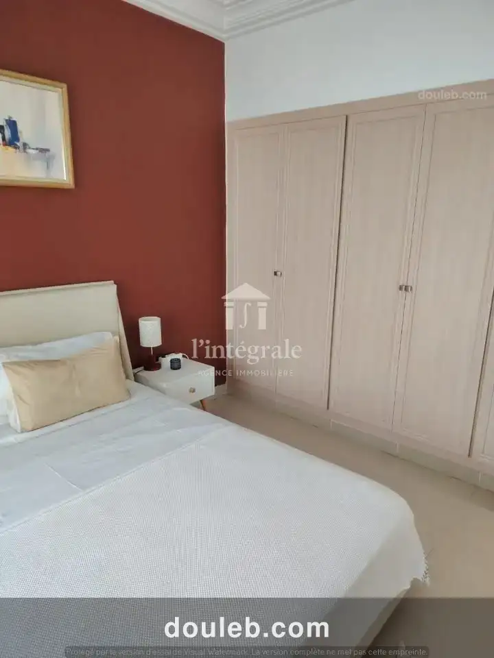 S1 meublé avec une vue magnifique - Miniature 5