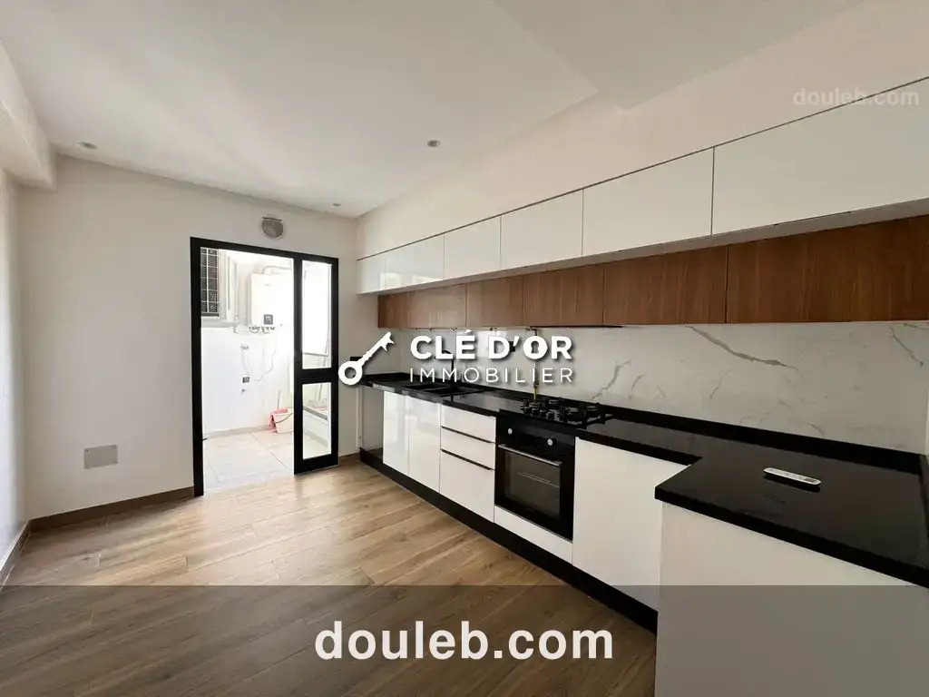 Un s2 moderne au jardin de carthage - Miniature 2