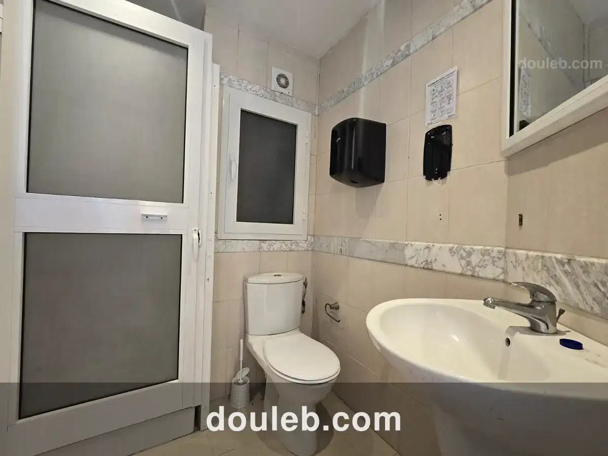 Appartement s1 pour usage bureautique - Miniature 4