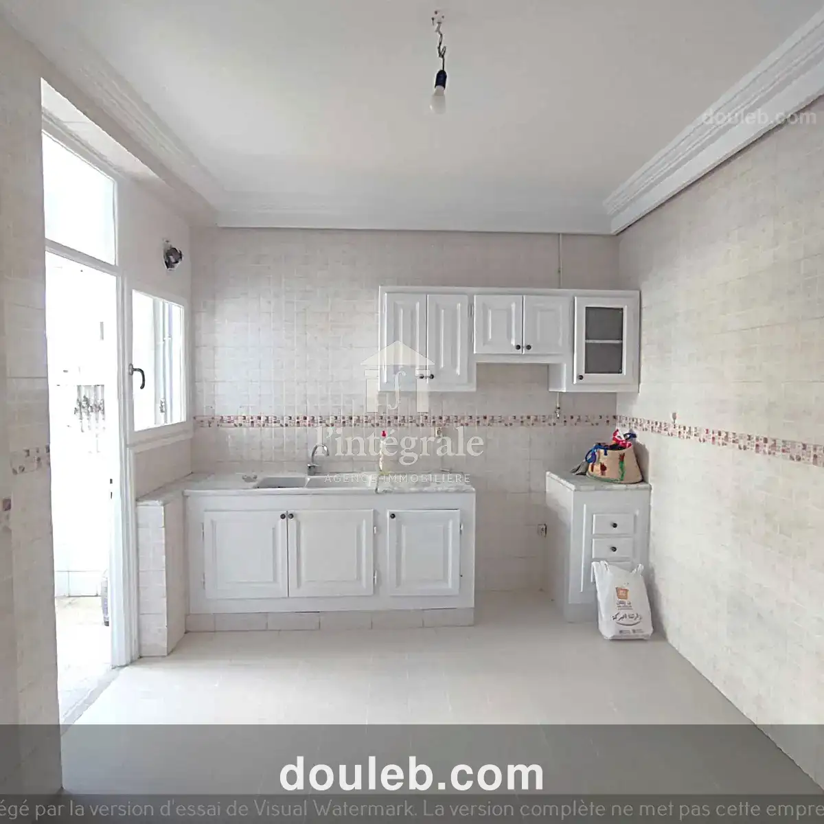 Appartement s2 près du lycée - Miniature 2