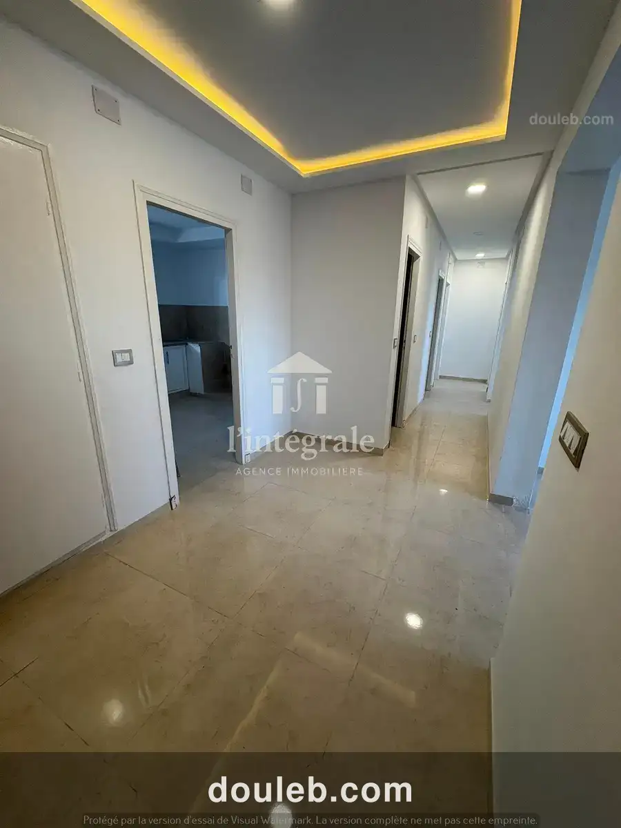 Un appartement rénové s3 à menzah6 - Miniature 3