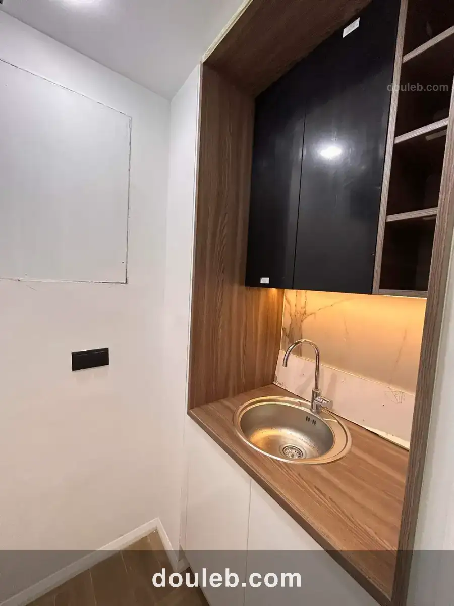 Bureau ou cabinet medical - Miniature 2