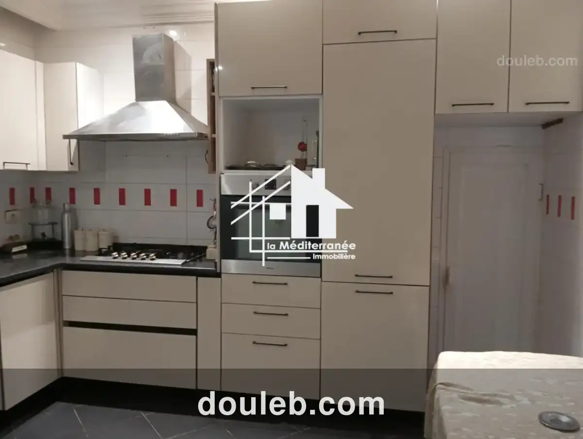 Un étage de villa s2 meublé - Miniature 3