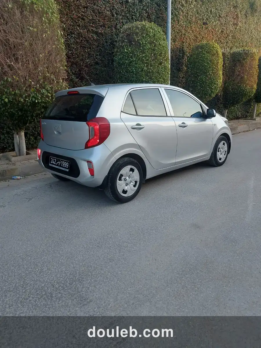 8500 km seulement première main - Miniature 2