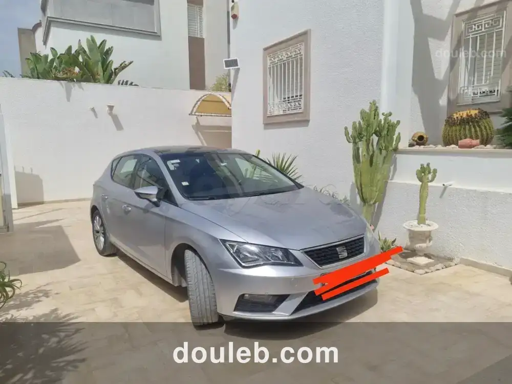 Vends seat leon à Tunis