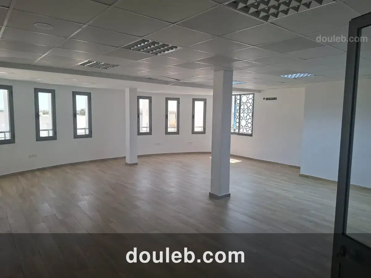 Bureau à ariana soghra 66m - Miniature 2