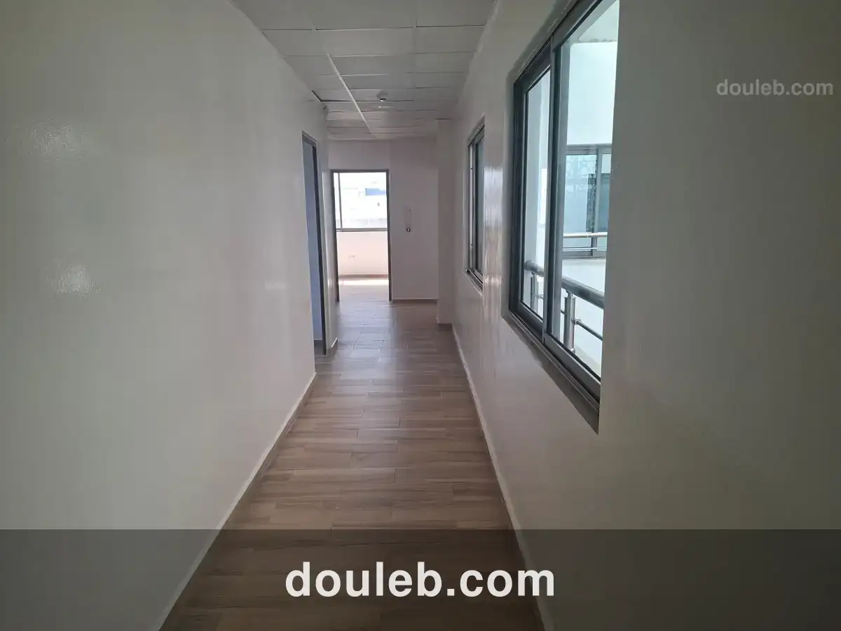 Bureau à ariana soghra 66m - Miniature 3