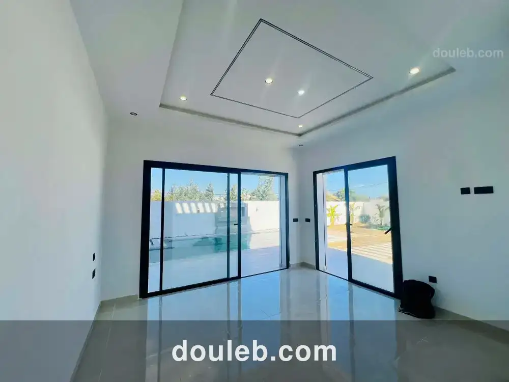 V605 villa turquoise belle villa - Miniature 3