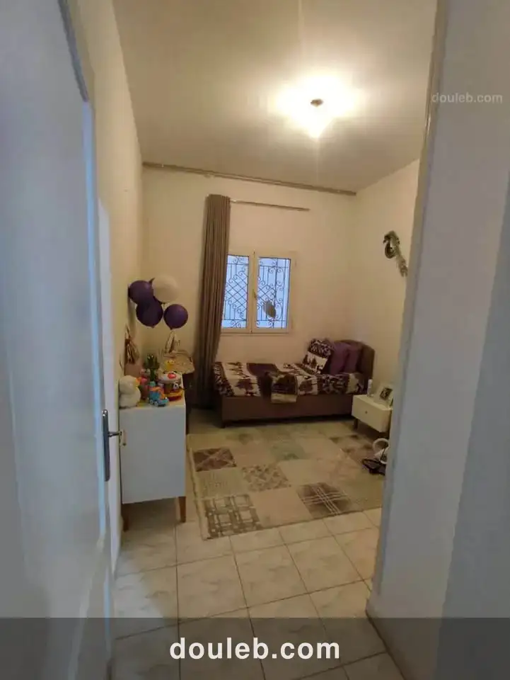 Rez de chaussée s3 avec entrée indépendante - Miniature 3