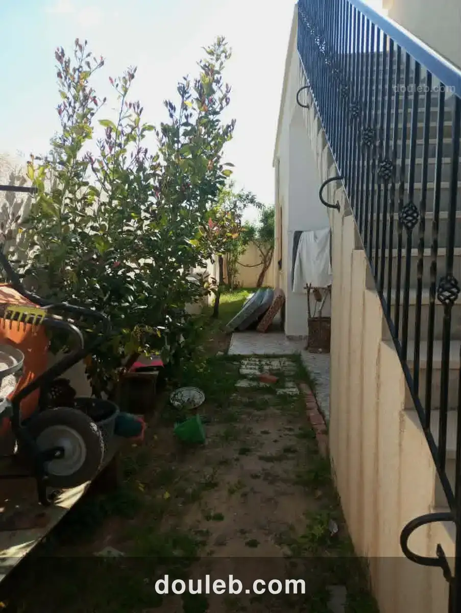 Av villa pas loin de la mer à hammamet sud - Miniature 5