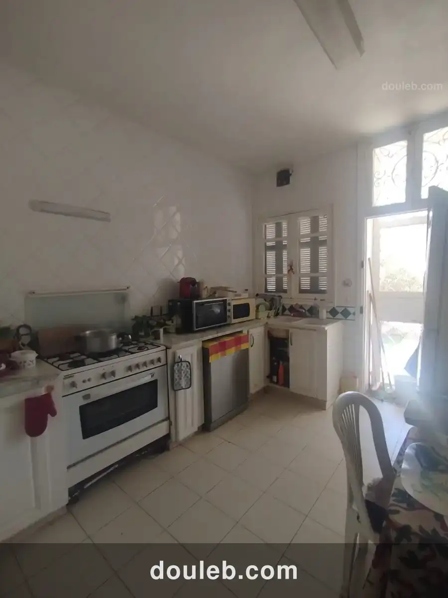 Un spacieux rdc de villa s4 indépendant à menzah6 - Miniature 5