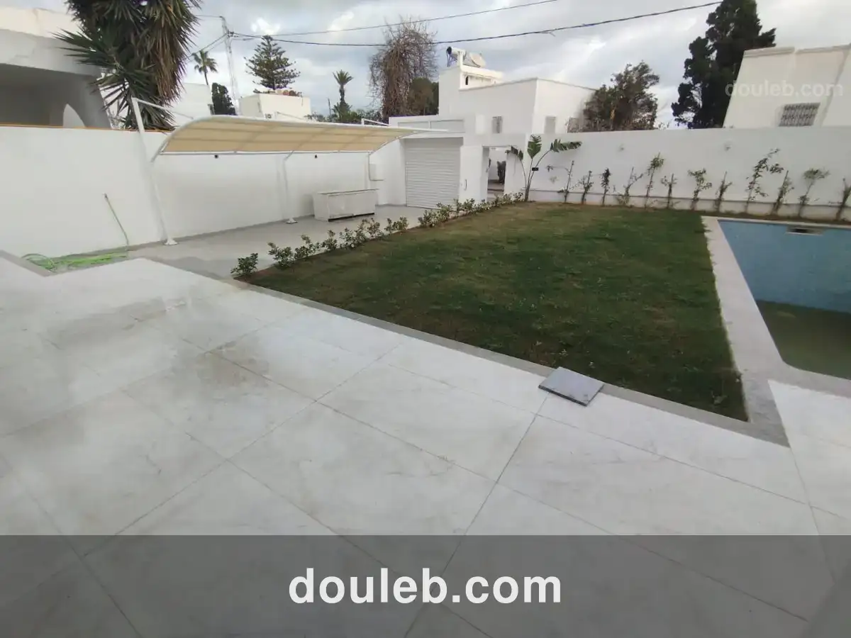 Villa avec piscine à la marsa - Miniature 2