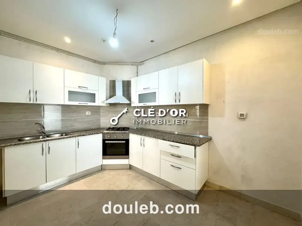 Un joli s2 au jardin de carthage - Miniature 2