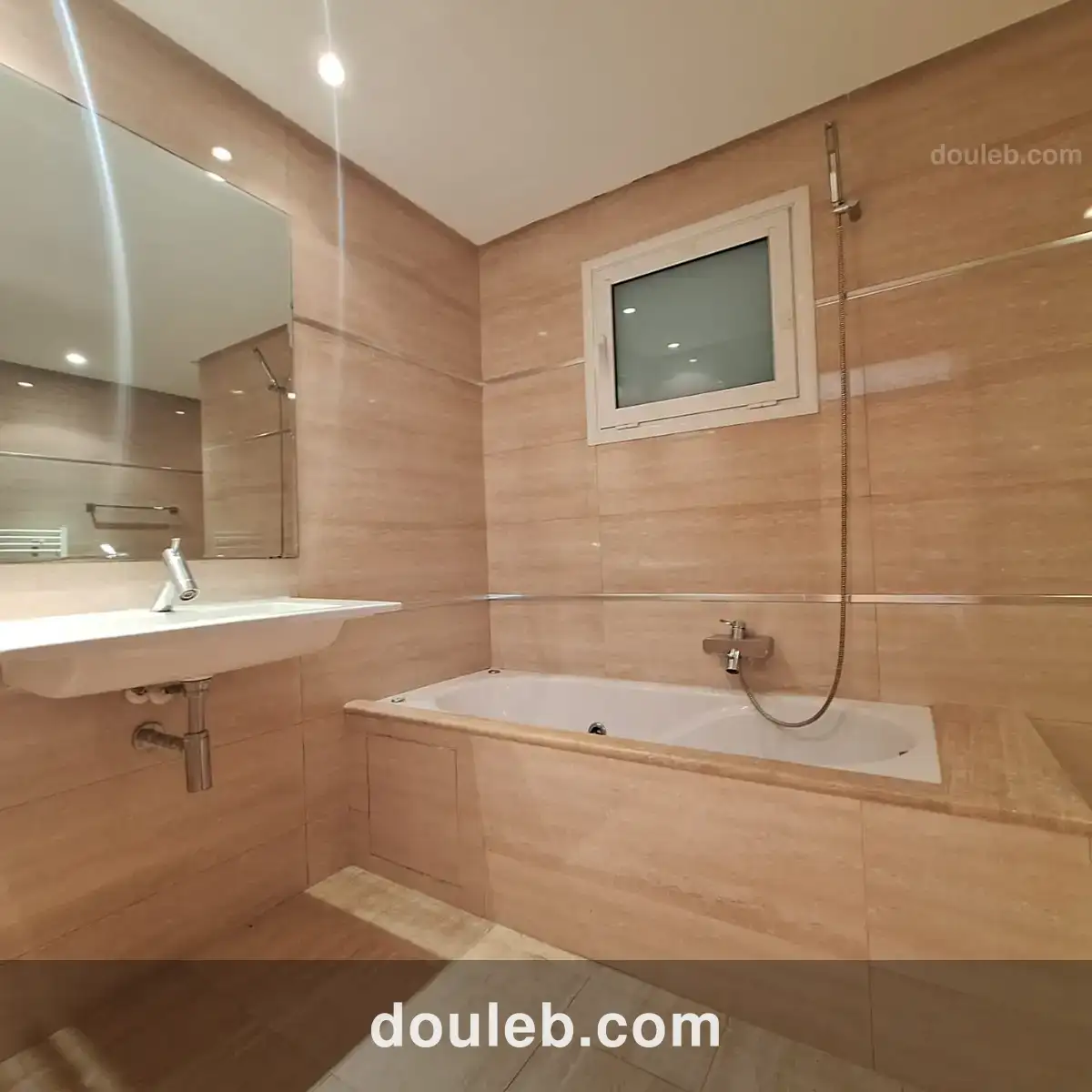 S3 trop spacieux au jardins de carthage - Miniature 2