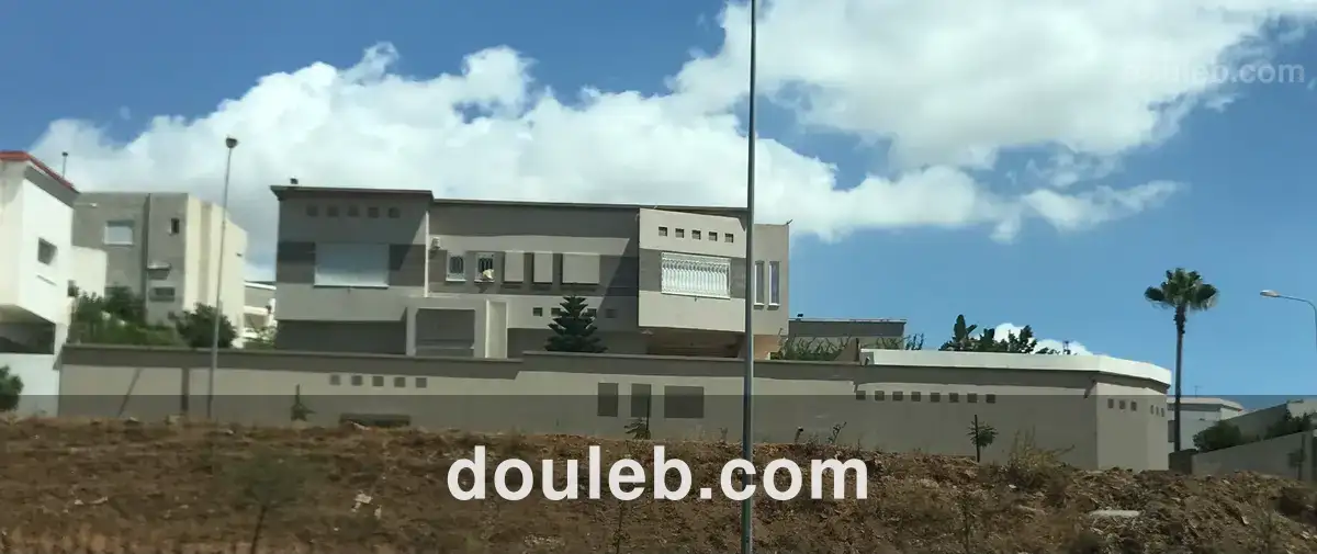 Villa haut standing - Miniature 2