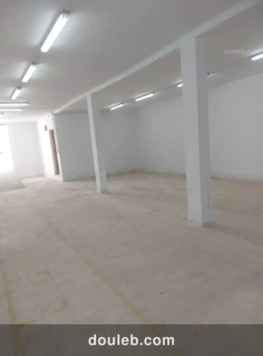 Dépôt à soukra 320m - Miniature 2