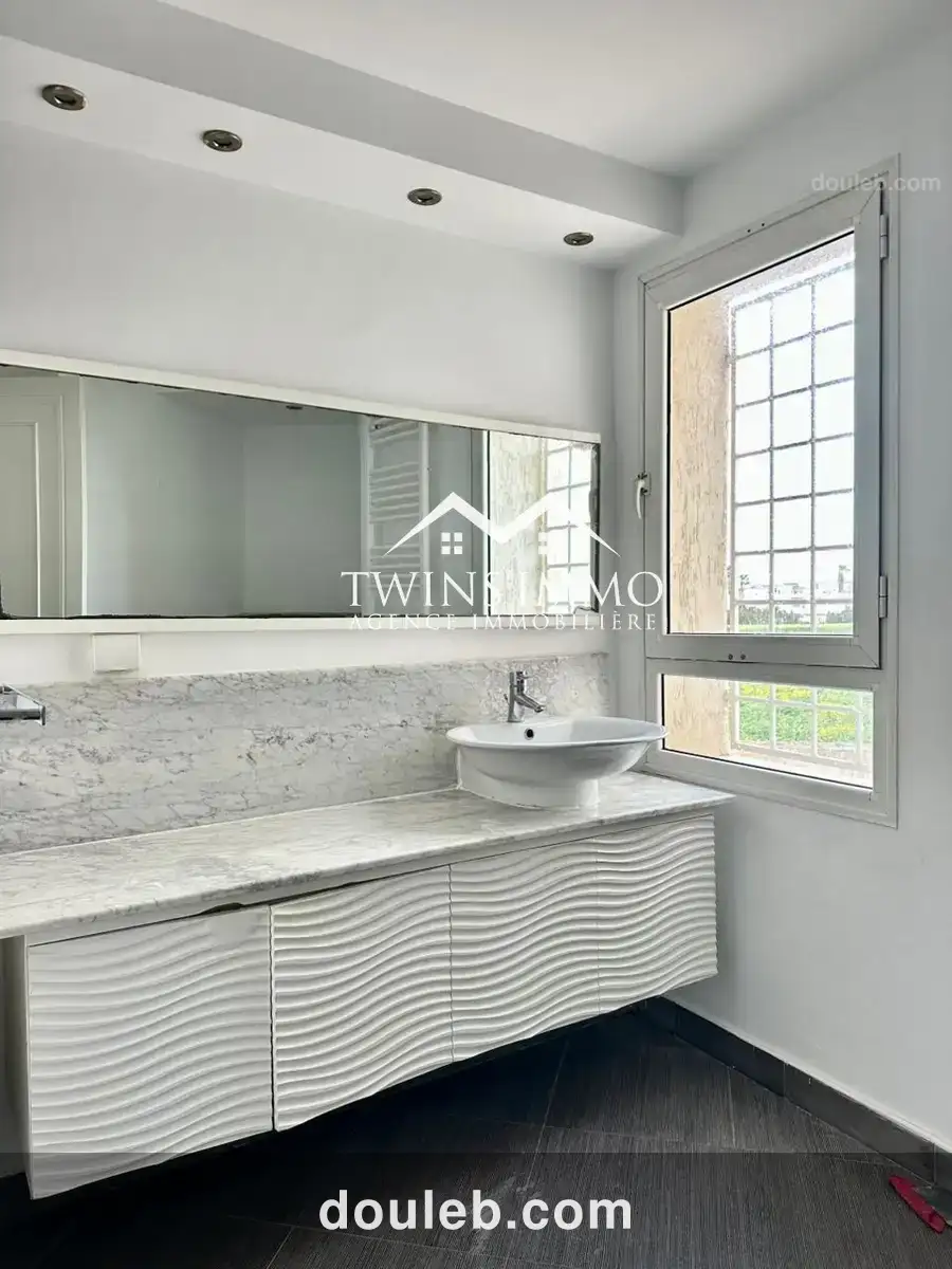 Villa s4 avec piscine à la marsa - Miniature 5