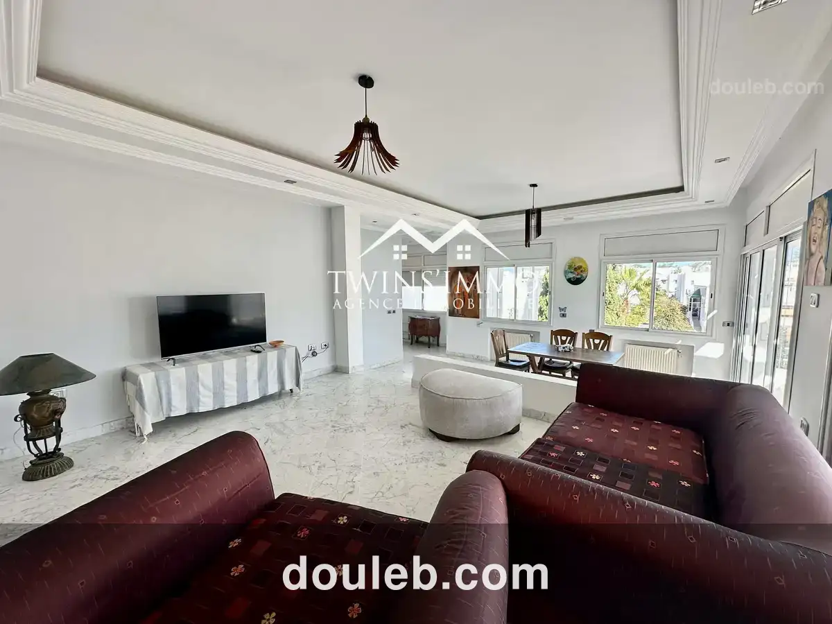 Étage de villa s3 meublé à la marsa ville - Miniature 2