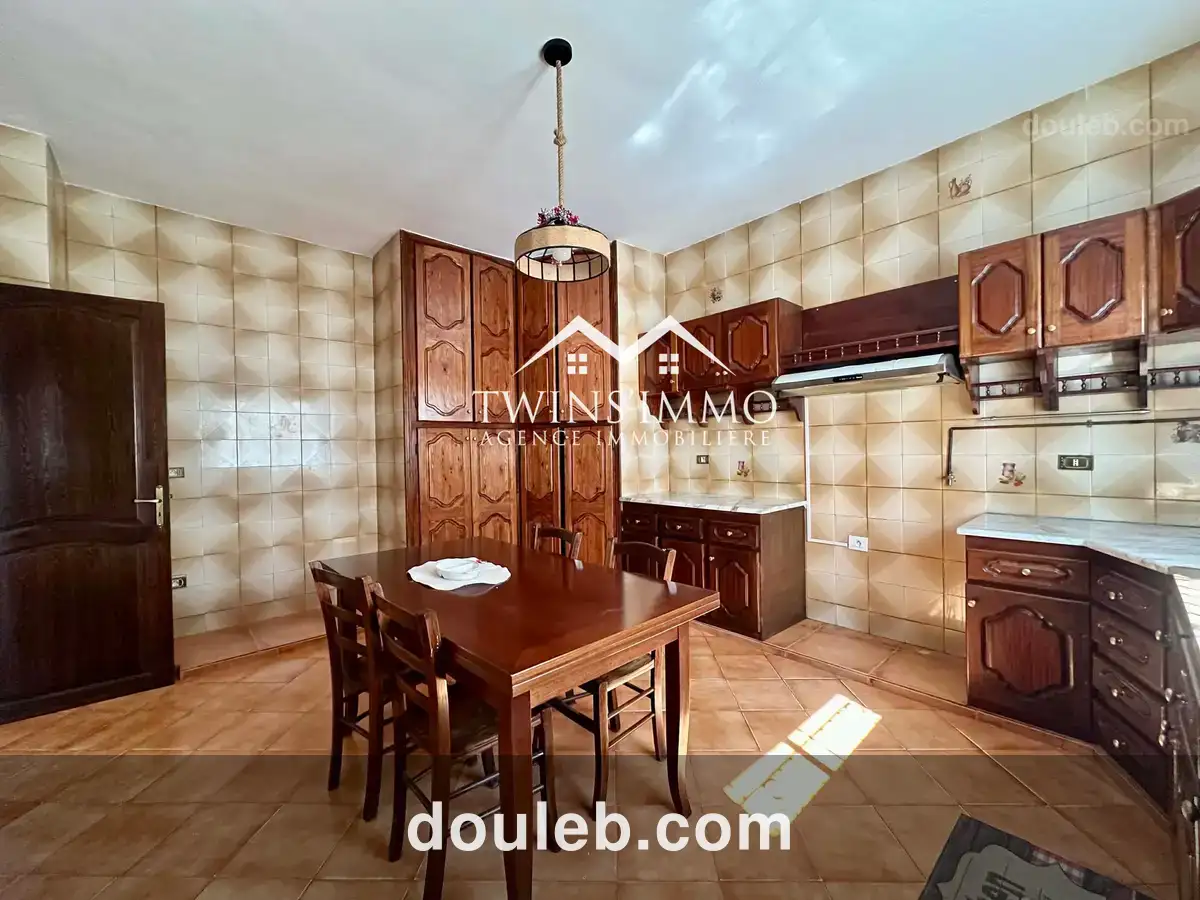 Étage de villa s3 à la marsa - Miniature 2