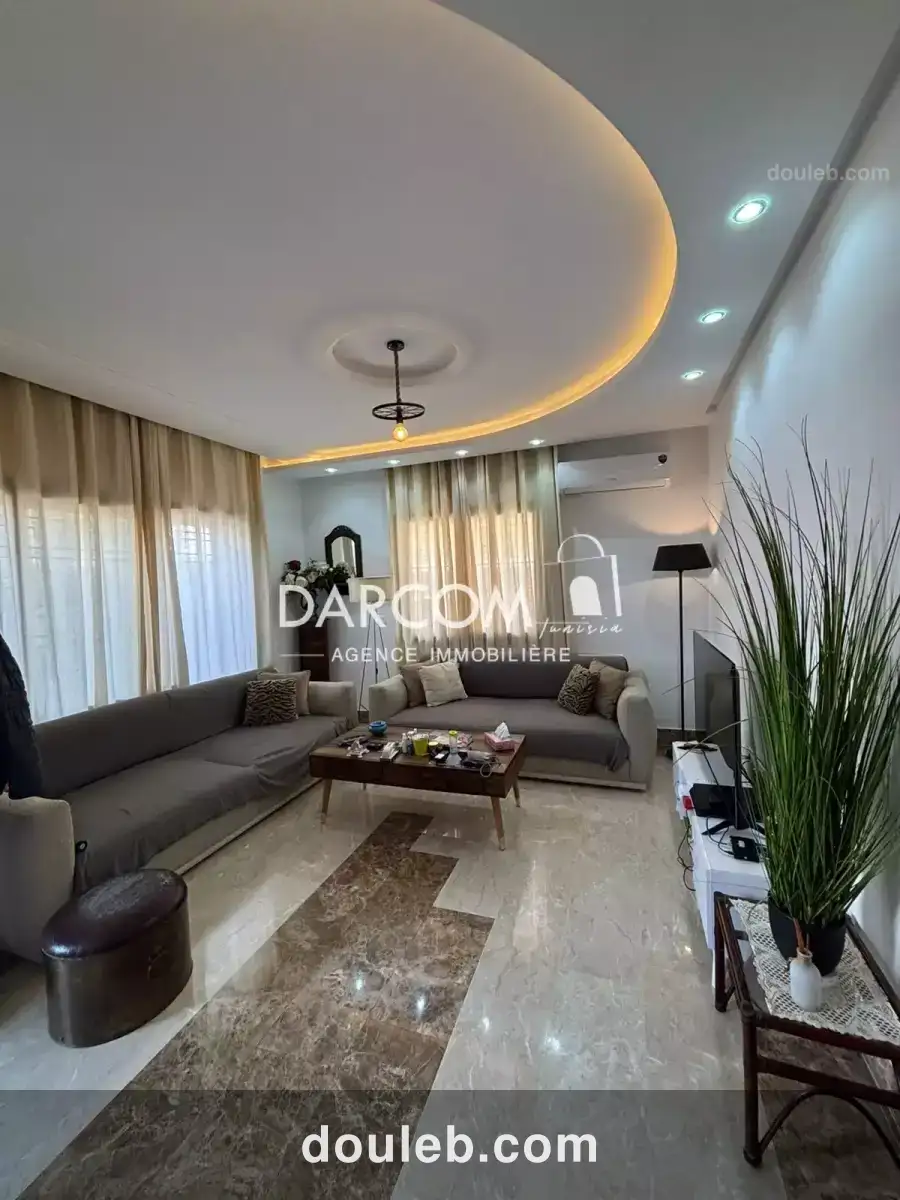 Villa jumelée avec piscine - Miniature 3