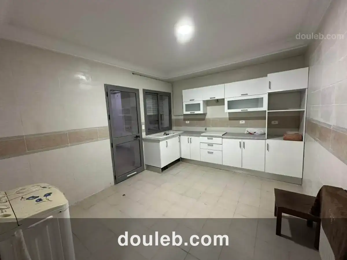 Hall plus 3 pieces - Miniature 4