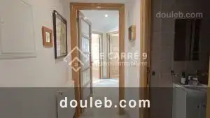 Un s2 meublé avec une vue sur lac - Miniature 4