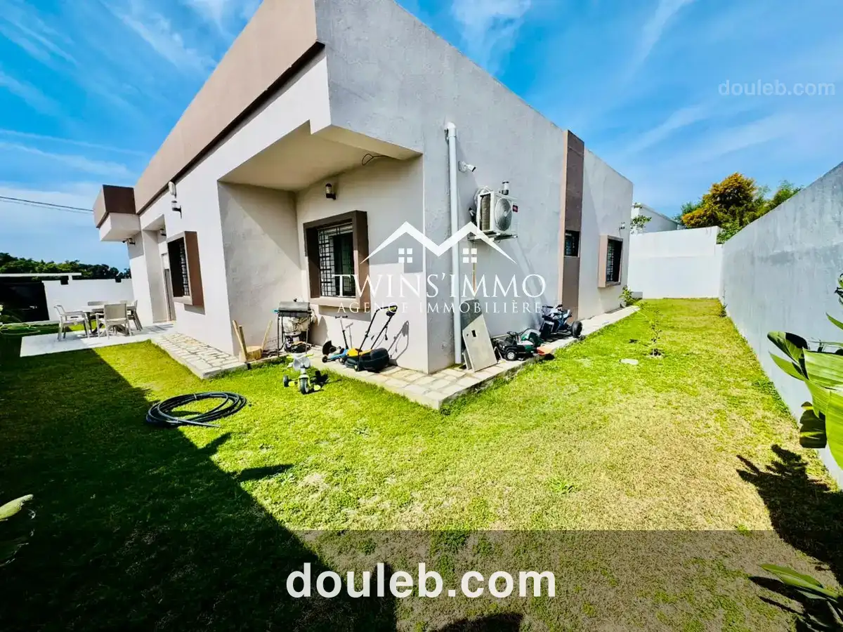 Villa de plain pied à la marsa - Photo 1